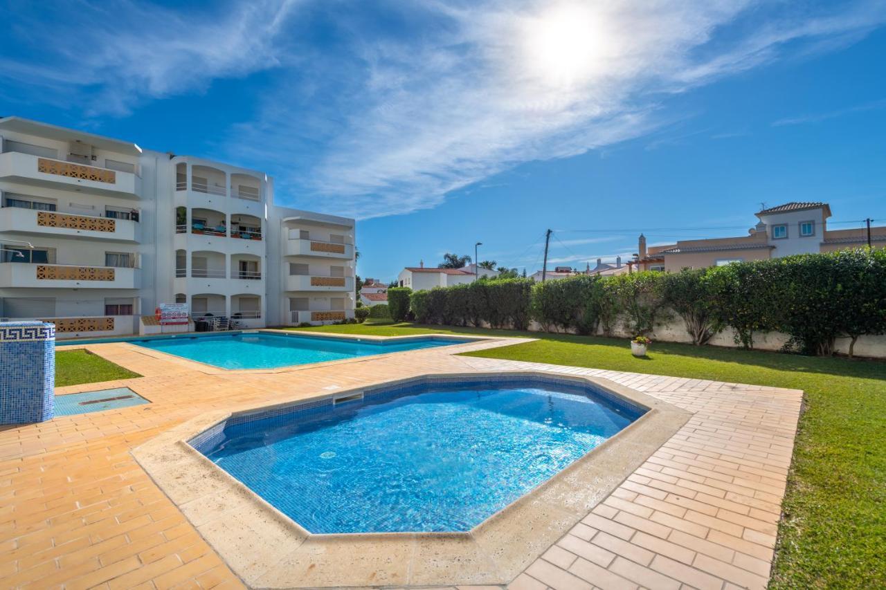 Algarsun - Idealy Situated Holiday Apartment With All Modern Comfort Албуфейра Екстериор снимка